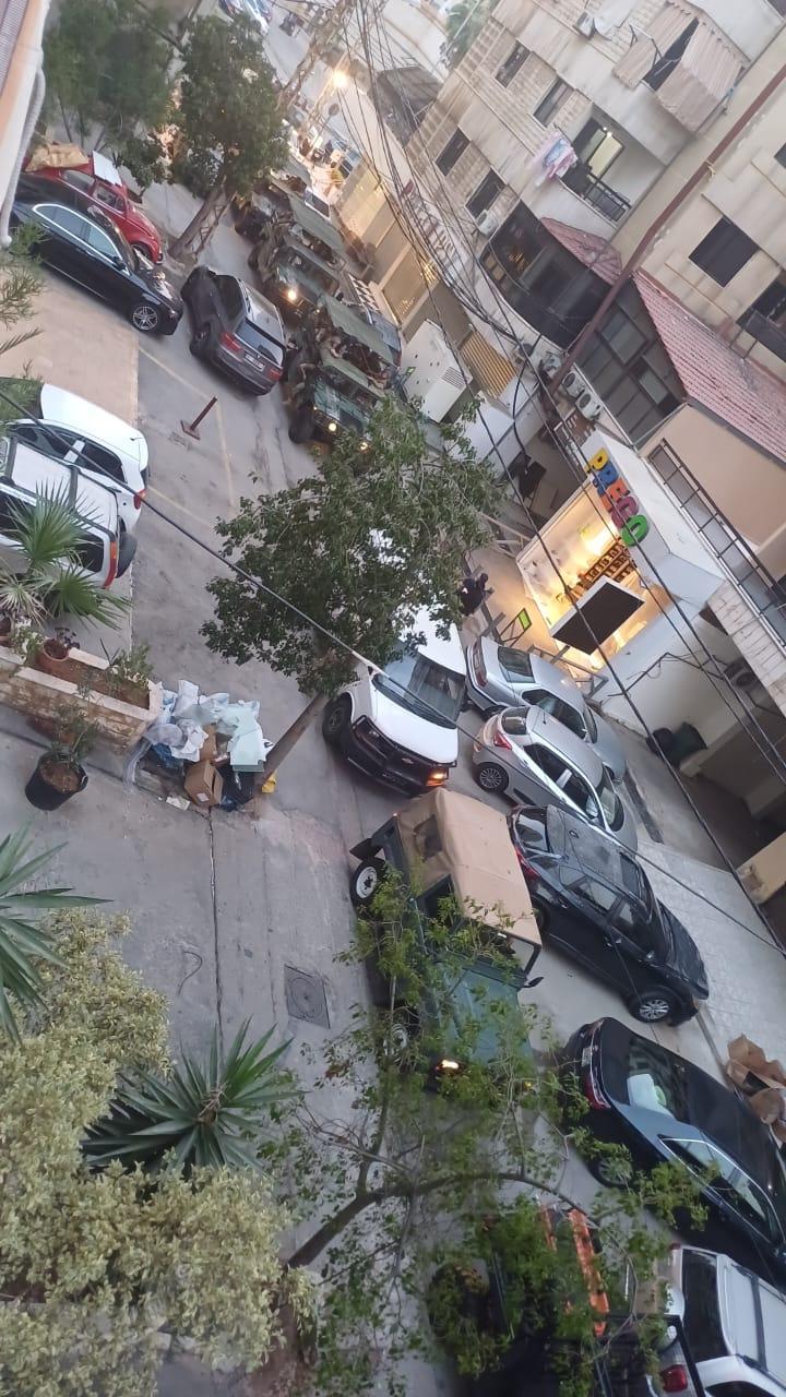  الجيش يكشف على مبنى في السانت تيريز بطلب من لجنة وقف النار
