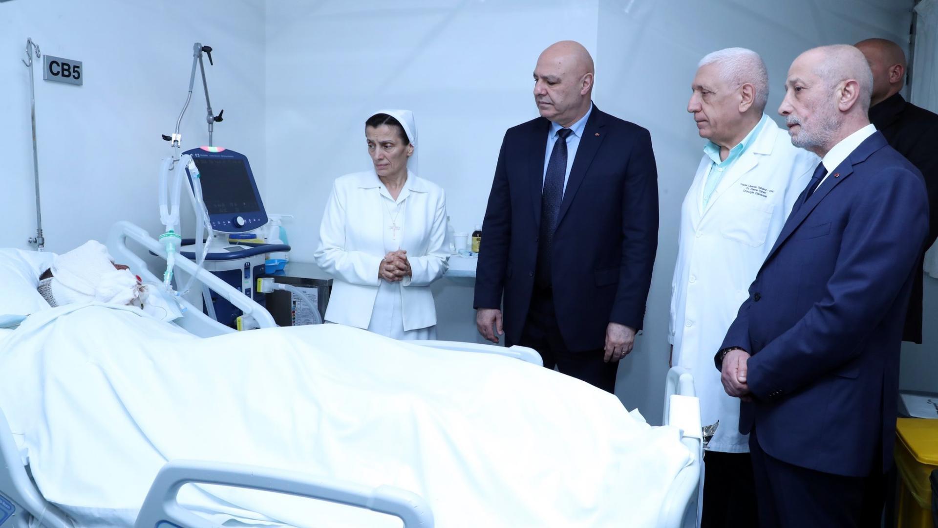  عون زار وزير الدفاع وهيكل معزيا وعاد العسكري الجريح في الجعيتاوي: الجيش الدرع الواقي للوطن وحارس حدوده