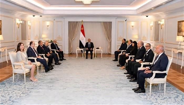 سلام يعرض في مصر خطة حكومته.. السيسي: ندعم وحدة لبنان وسلامة أراضيه
