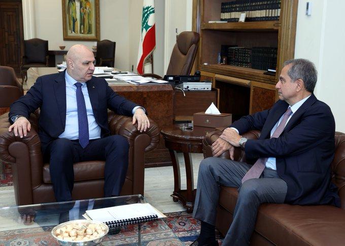 عون يطلع من الصدي على أوضاع قطاع الكهرباء.. ويتسلّم أوراق إعتماد 7 سفراء