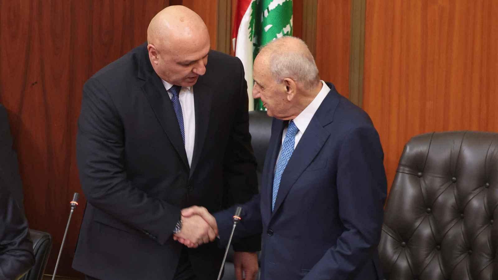 اتصالات مكثّفة بين عون وبرّي: تسوية مرحليّة لتفكيك ملف السلاح تدريجياً