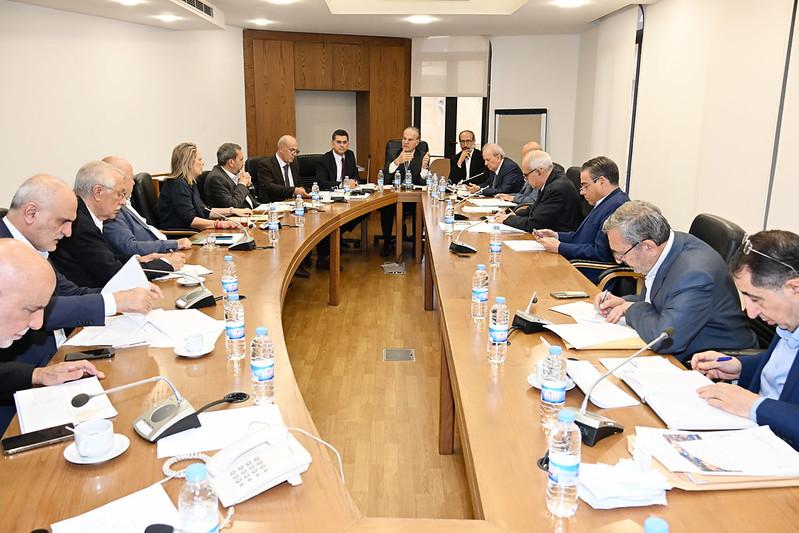 الادارة والعدل أرجأت البت بتمديد سن التقاعد وقانون الاعلام لمزيد من الدرس