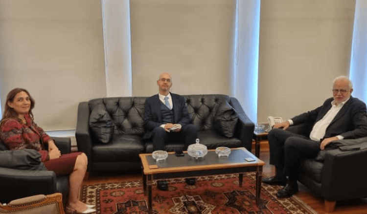 وزير العدل تابع إجراءات استرداد مالك سفينة "Rhosus"