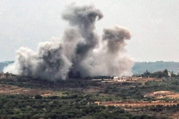 قصف إسرائيلي لمقهى في حولا فجرًا