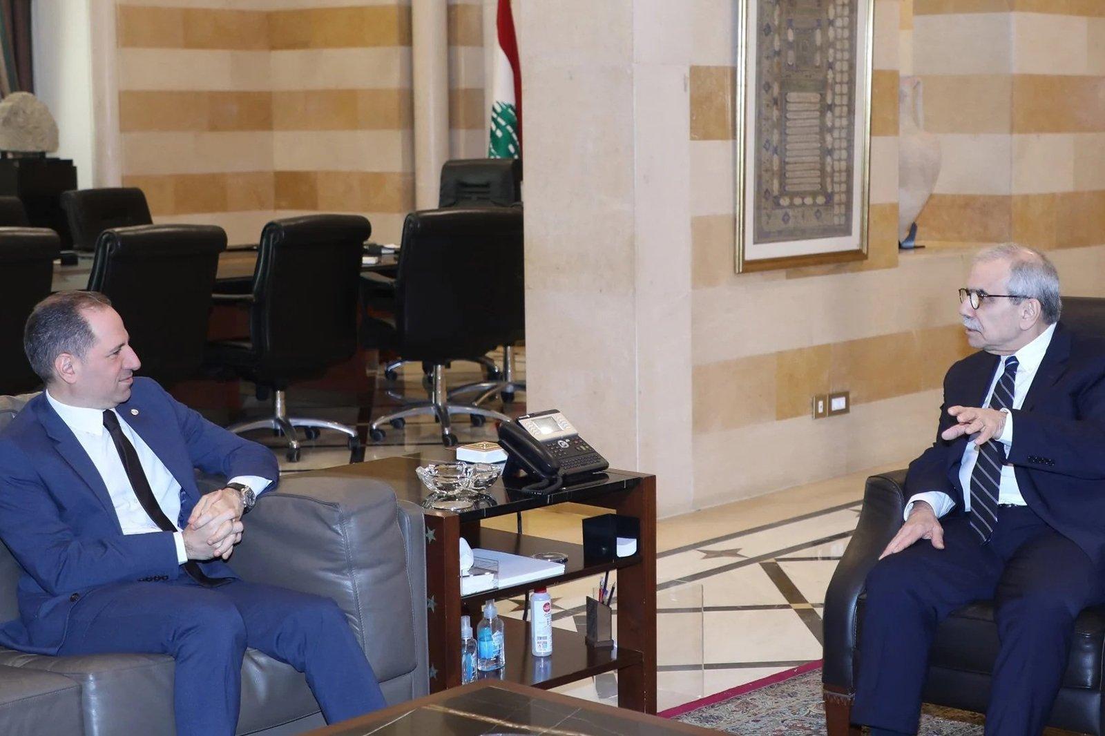 الانتخابات النيابية بين سلام والجميل
