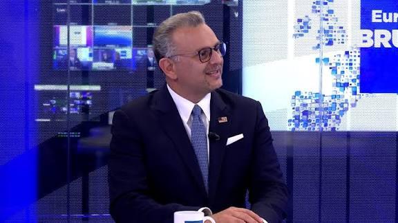 مستشار الولايات المتحدة الأول للشؤون العربية  الأفريقية: الرئيس الأمريكي يستحق جائزة نوبل للسلام