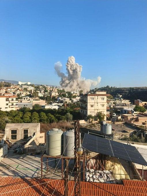 تصعيد ميداني في الجنوب وبعلبك: غارات وتمشيط بالأسلحة الرشاشة