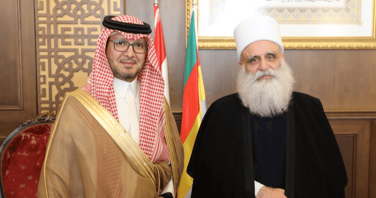 شيخ العقل يعرض مع السفير السعودي التطورات ويلتقي وفدا ممثلا للبطريرك الراعي