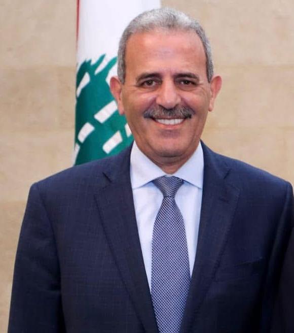 السفير اللبناني الأسبق في واشنطن غابريال عيسى يعلّق على خلفيات إلغاء زيارة قائد الجيش إلى الولايات المتحدة