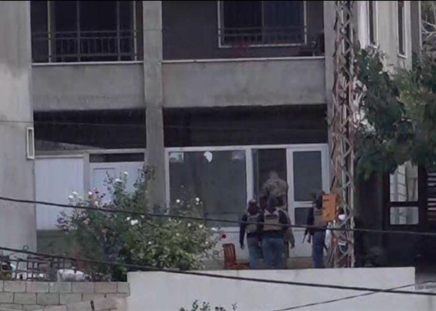 الجيش يواصل تفتيش المنزل المهدد في يانوح.. واليونيفيل والميكانيزم تتحركان لتفادي الضربة!