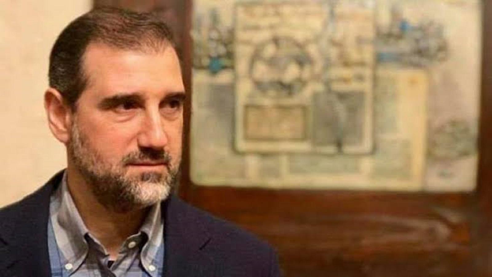 نقل 20 طياراً إلى لبنان...جنرالات هاربون يخططون لتمرد في سوريا من المنافي