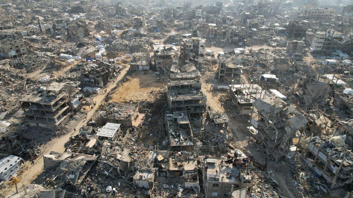 242 ألف قتيل وجريح في قطاع غزة منذ تشرين الأول 2023