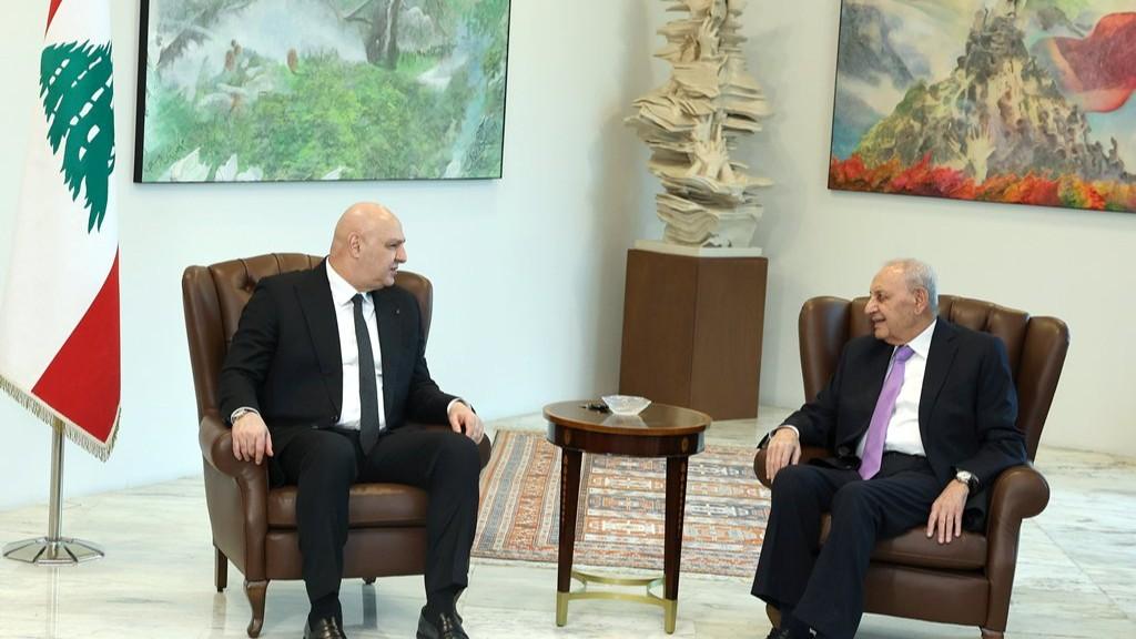 بري في بعبدا: اللقاءات مع فخامة الرئيس دائماً ممتازة.. عون: لبنان لا يُمكن أن يسلَم من دون سلامة جنوبه