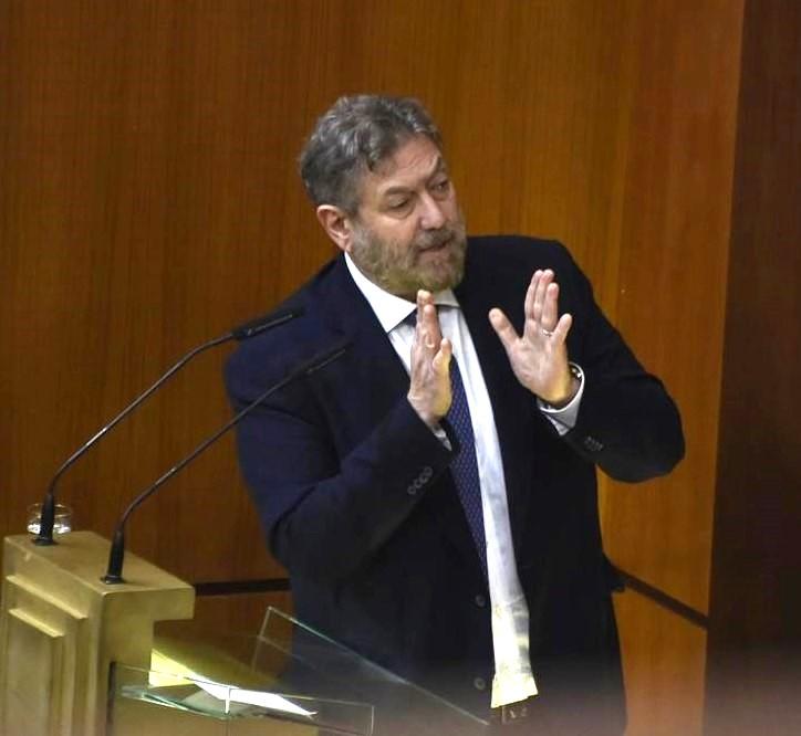 افرام: معركة لبنان الأساسيّة تقليص حجم الإقتصاد الأسود لصالح الأبيض