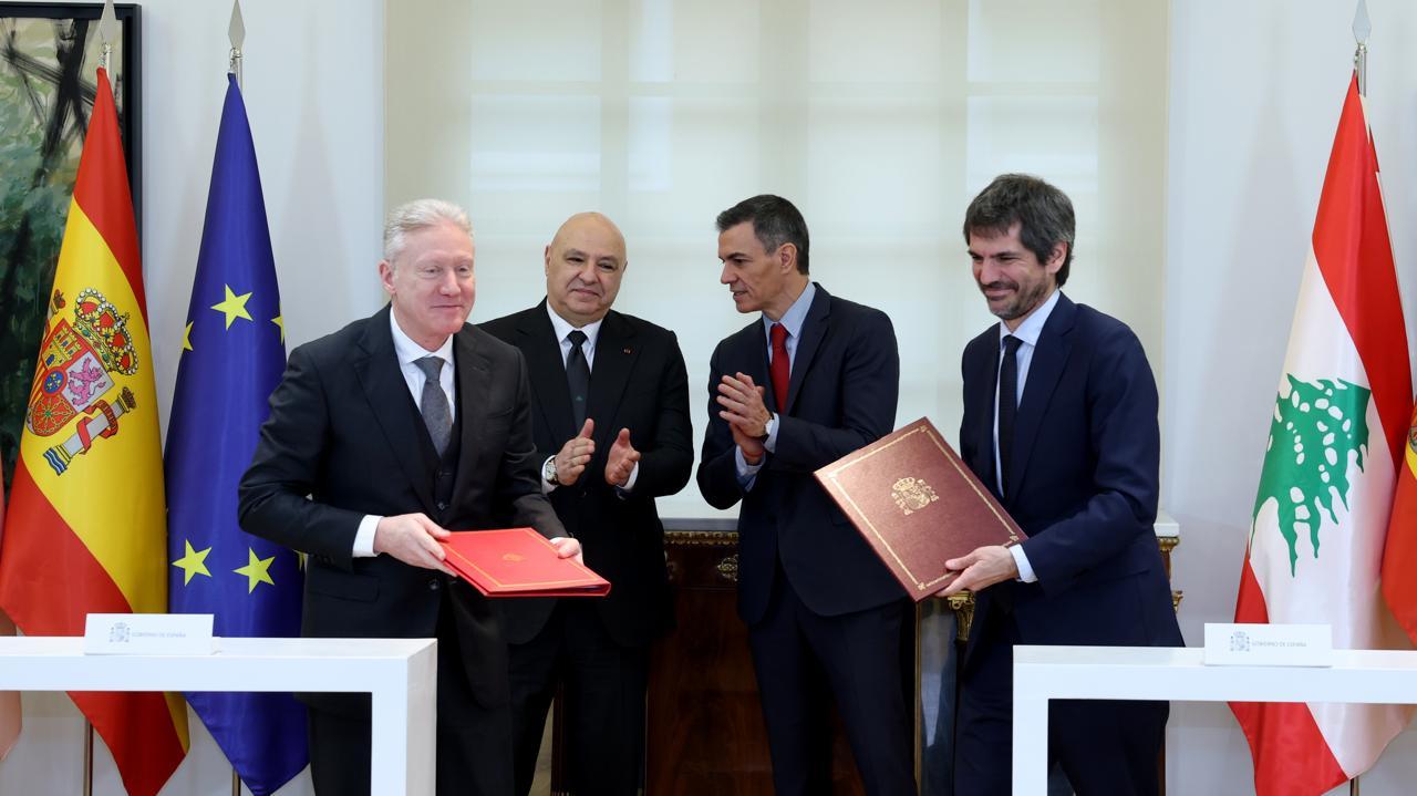 رجي يدعو إسبانيا إلى المشاركة الفاعلة في مؤتمر دعم الجيش ويؤكد من مدريد التزام الحكومة بحصر السلاح
