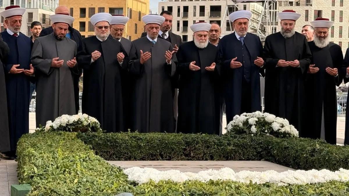 المفتي دريان عند ضريح الحريري: لن ينسى اللبنانيون هذا الزمن الجميل
