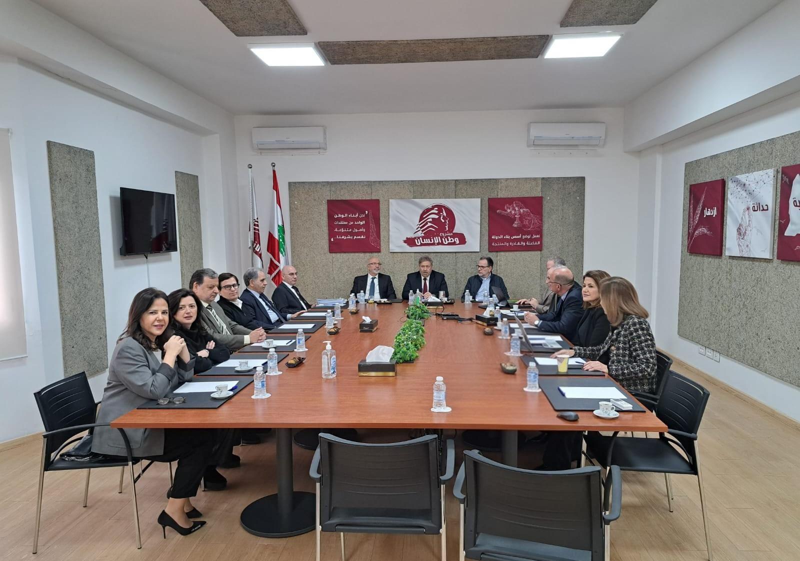 "وطن الإنسان" عن لبنان وسط العواصف: أولويّة الداخل وتعديل القانون الانتخابيّ
