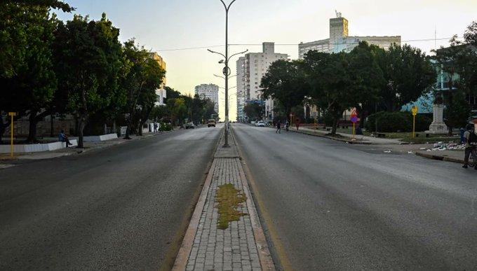 شواطئ خالية رغم جمالها... ضغوط ترامب تخنق السياحة في كوبا