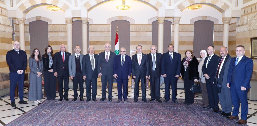 سلام يستقبل جمعيتي المقاصد الخيرية الاسلامية في بيروت وصيدا