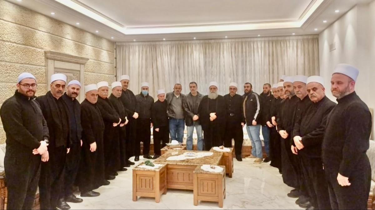 شيخ العقل يلتقي السوريين المفرج عنهم من أشرفية صحنايا: لوعي خطورة المؤامرة