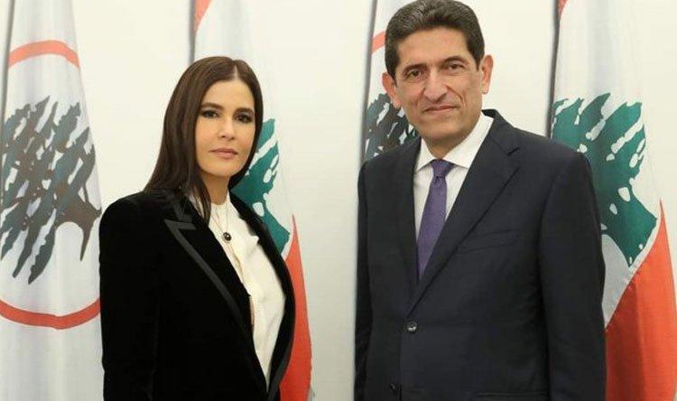  ستريدا جعجع وجوزيف اسحق يقدمان طلب ترشحهما للانتخابات النيابية