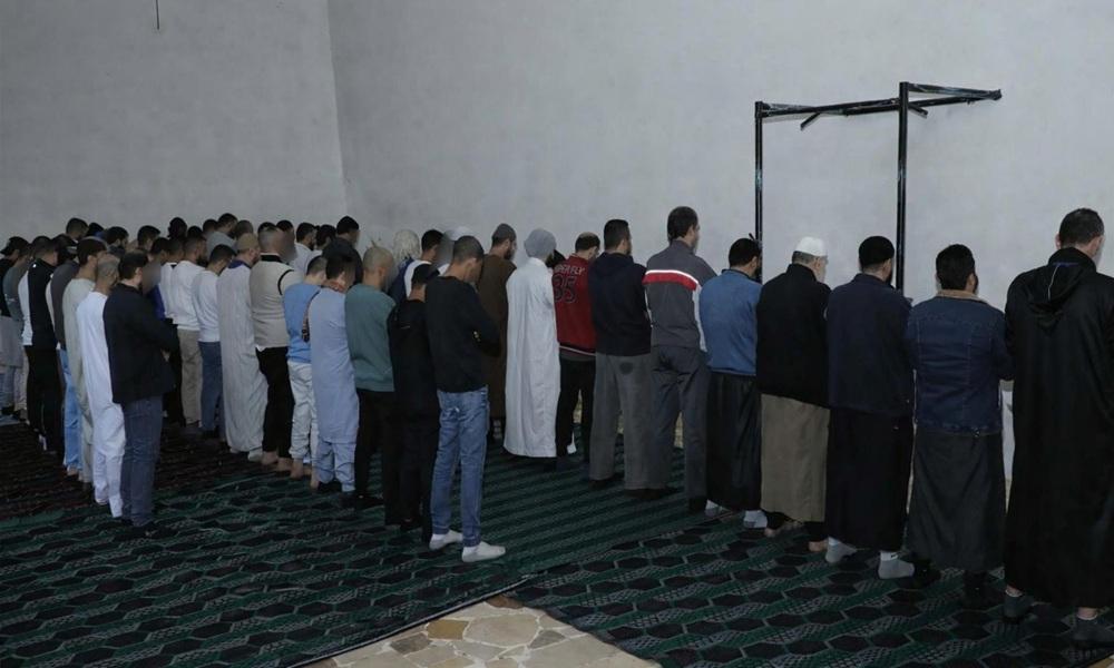 صلاة عيد الفطر في سجن رومية
