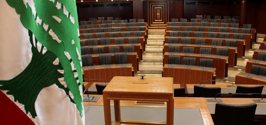 نواب يطعنون بقانون التمديد للمجلس النيابي