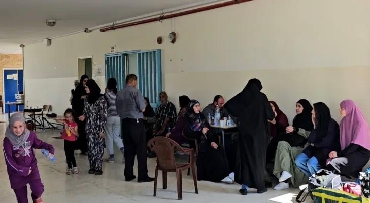 كم بلغ عدد النازحين في مراكز الإيواء؟