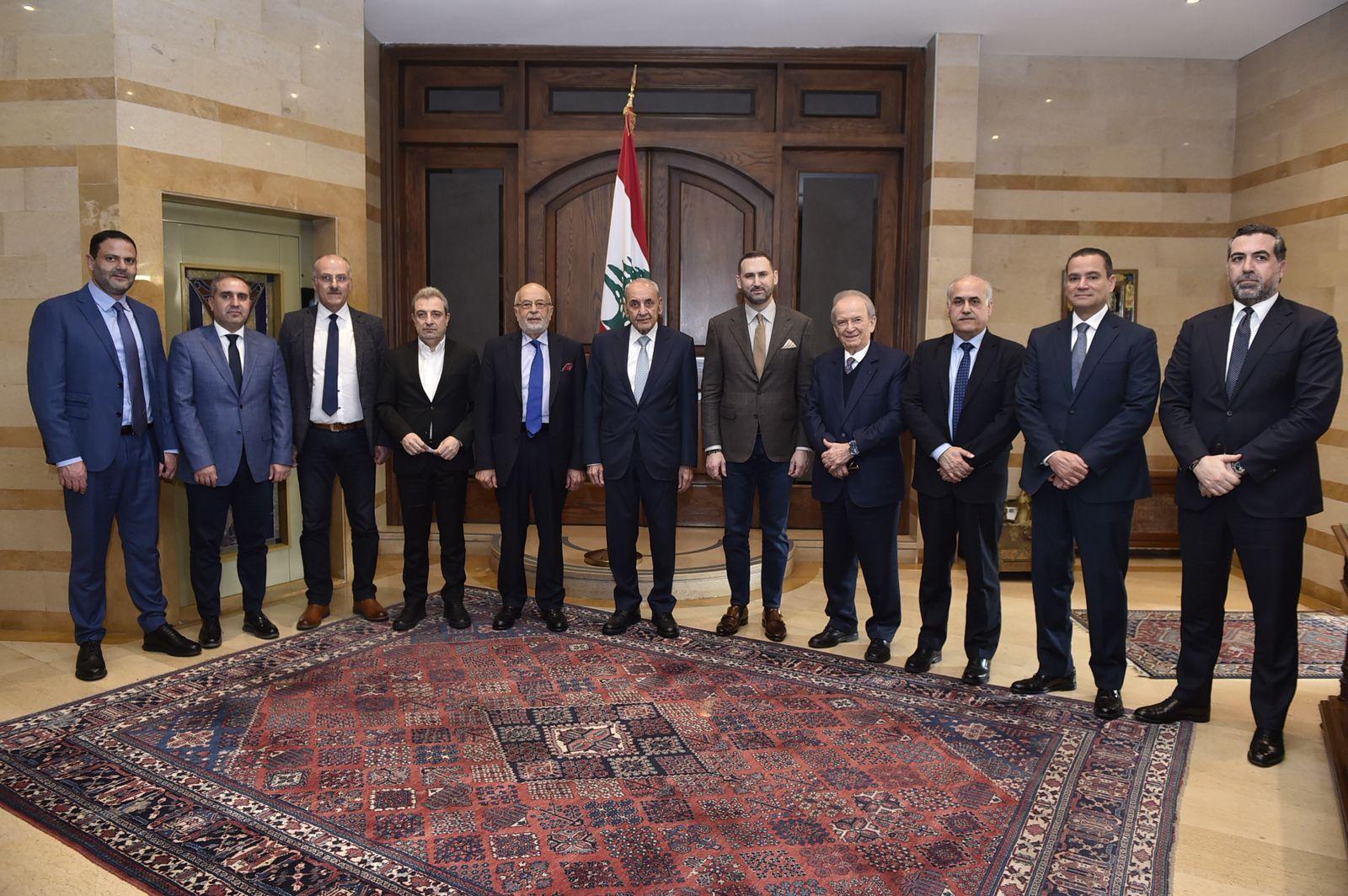 بري يستقبل وفدا اشتراكيا برئاسة تيمور جنبلاط