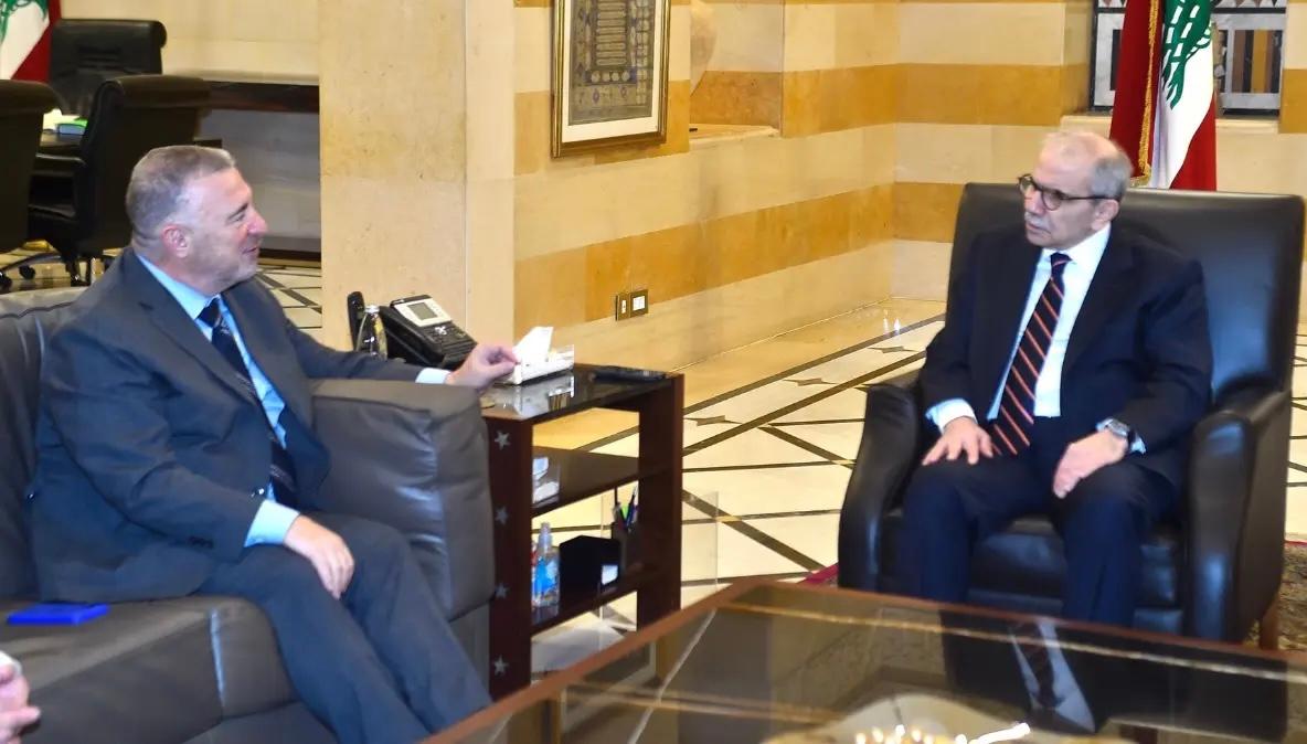 سلام بحث وكاريه في المشاريع الممولة من قروض البنك الدولي