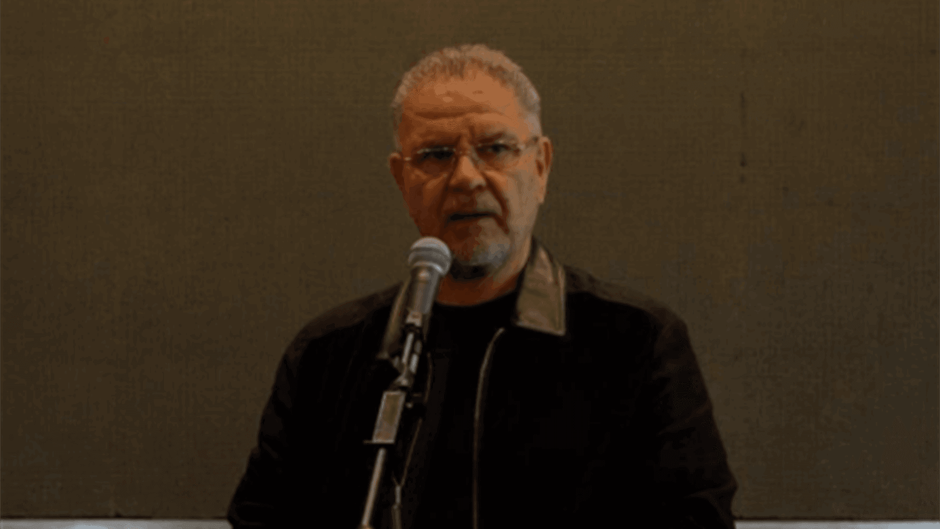 فياض: المفاوض الذي لا يستند إلى عوامل قوة يفاوض على إنهزامه