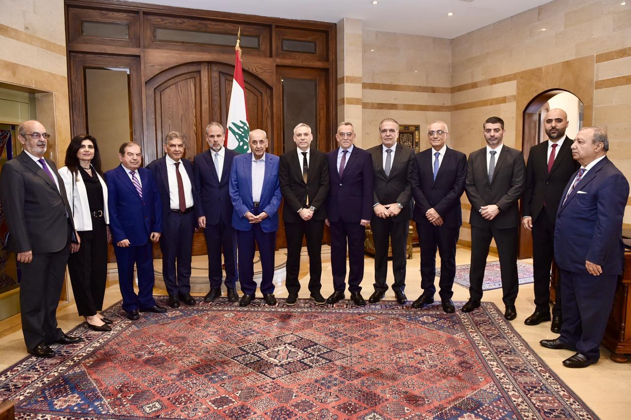 الرئيس نبيه بري يستقبل "المهن الحرة".. مرتينوس: نضع كل إمكاناتِنا لتتمكن الدولة من تعزيز الوحدة الوطنية