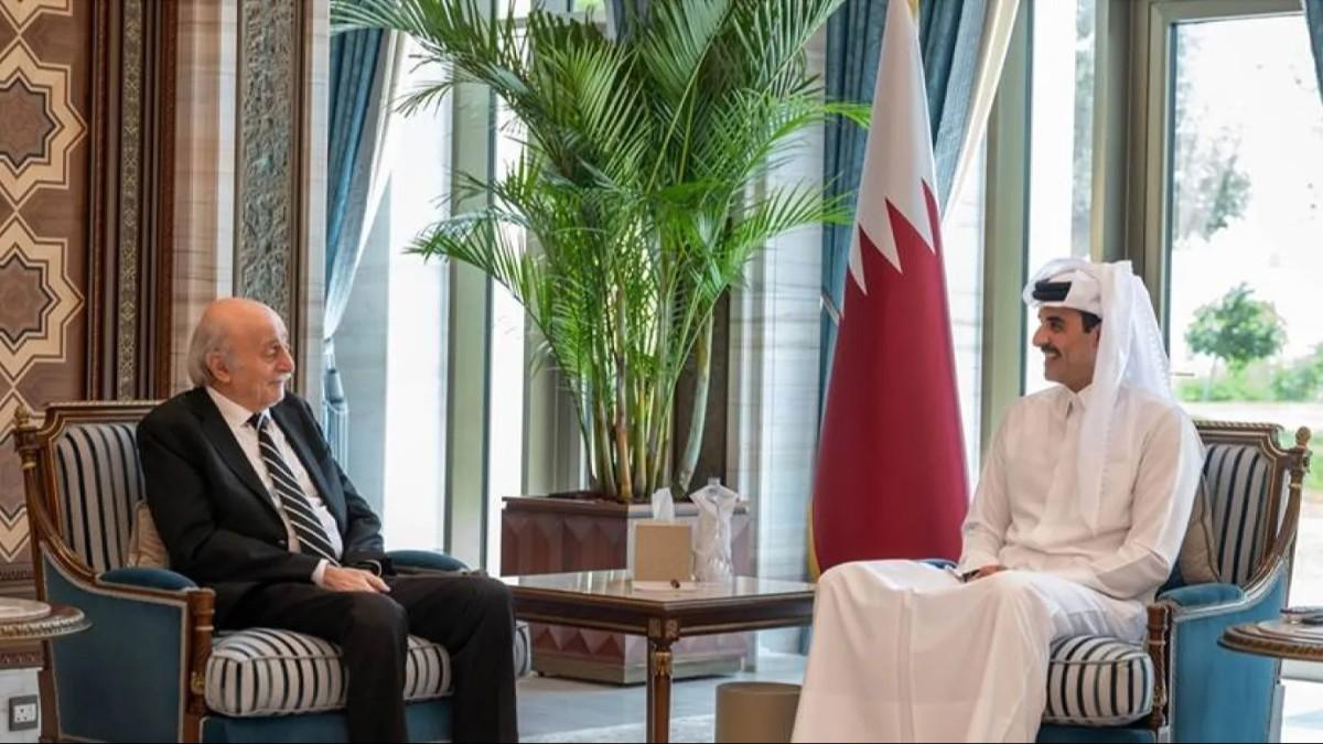أمير قطر يستقبل جنبلاط والوفد المرافق.. بحث في المستجدات