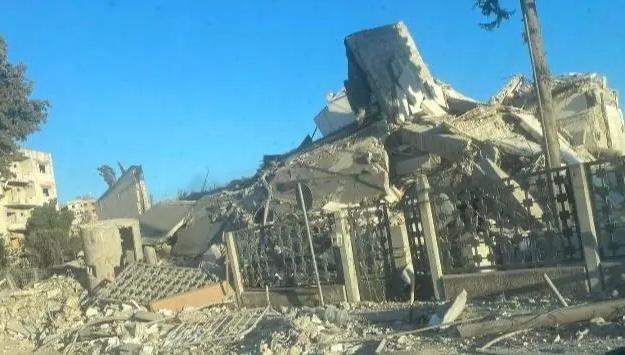 بعد استهداف فرعه في النبطيّة… مصرف لبنان: إصابة مباشرة ومتعمدة لمبنى رسمي
