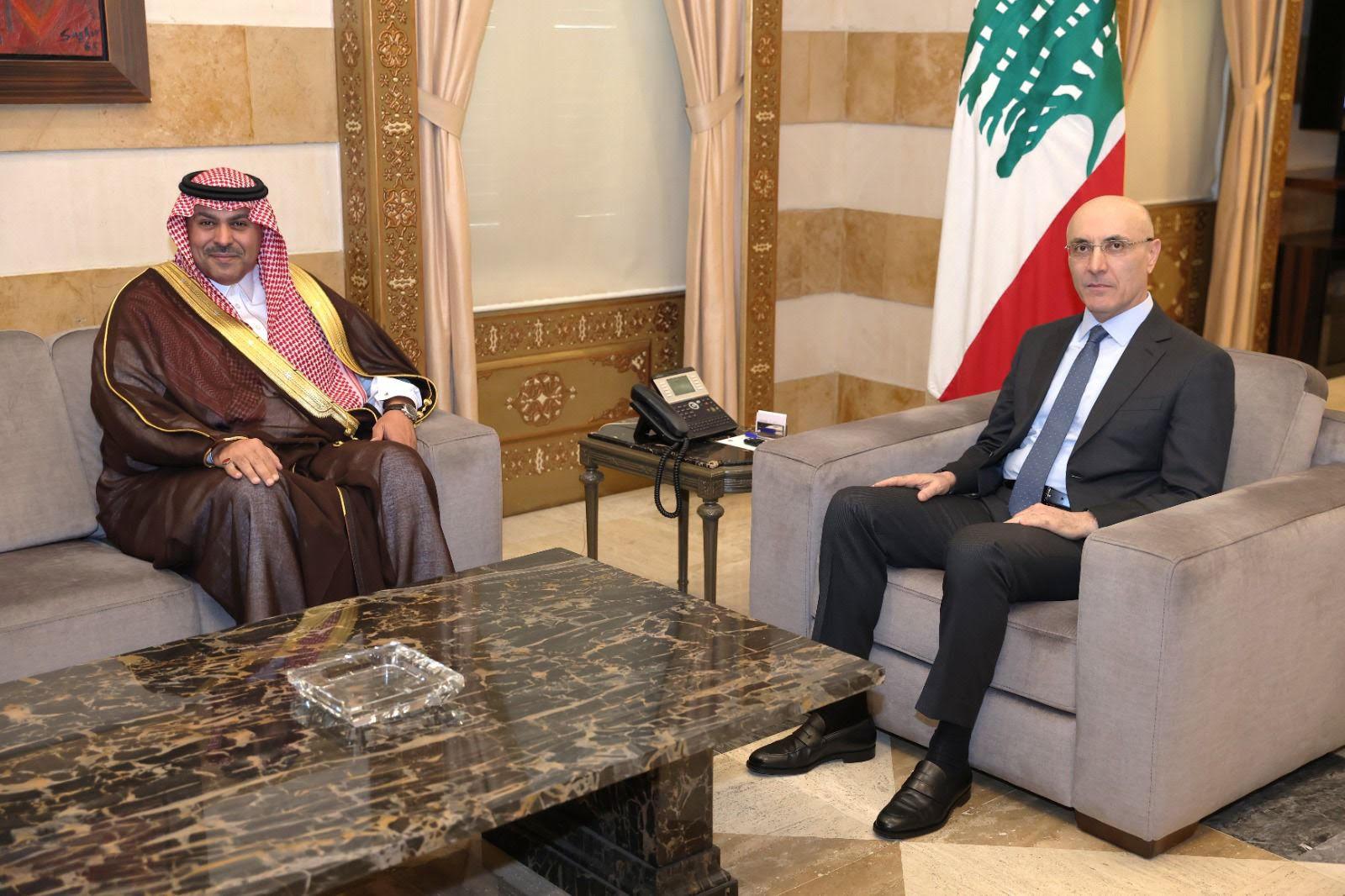 الوزير الحجار استقبل السفير الدوسري : لبنان لن يكون منصة لأي نشاط يهدد أمن الدول العربية