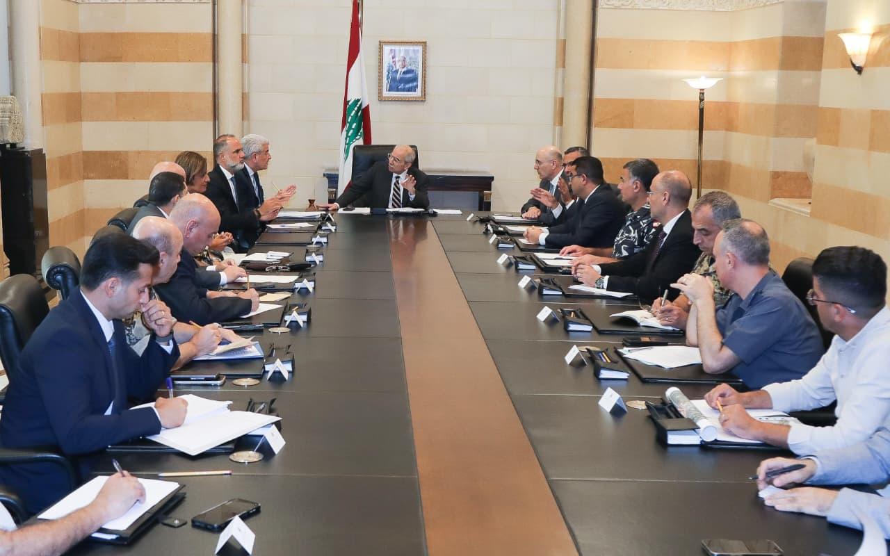 سلامة الطيران في السراي.. ومكتب سلام يوضح ما اثير عن زيارته النبطية