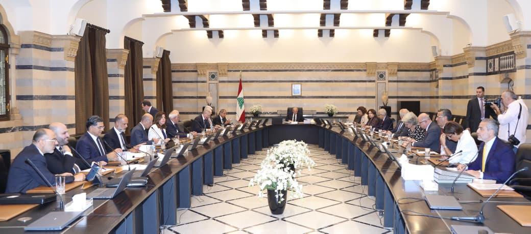 ستة رواتب للقطاع العام على دفعتين.. مجلس الوزراء أقر تعيينات وتابع دراسة الموازنة