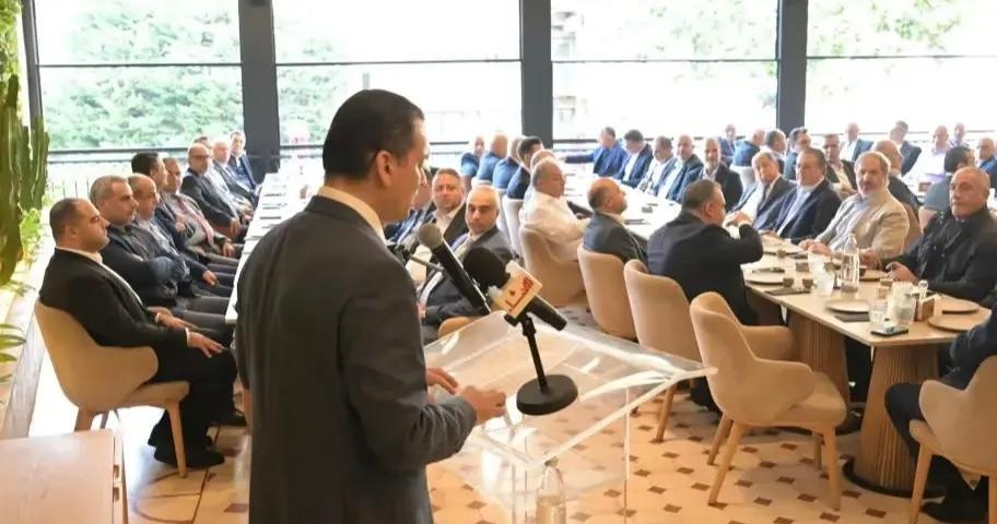 فيصل الصايغ يجمع البيارتة برعاية تيمور جنبلاط: بيروت عربية وتأييد التفاوض مرهون بتحرير الأرض