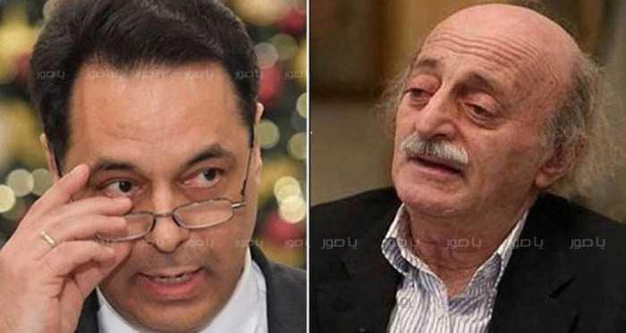 غداة مواقف عون ودياب.. الجبهات السياسية تشتعل وجنبلاط: تحضّرون انقلاباً! الدولار يسجّل مستويات قياسية جديدة و"المركزي" يتدخّل لمحاولة كبح جماحه