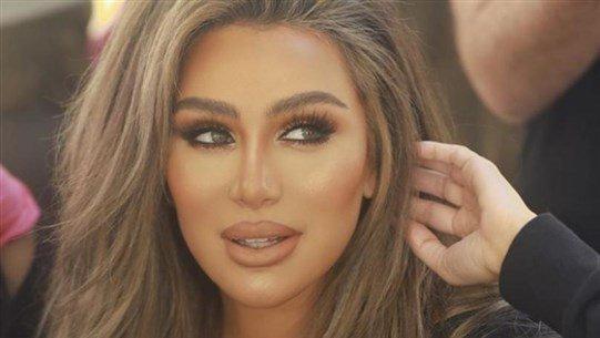 مايا دياب تتبرّع لخمسين عائلة لبنانية عبر "منا وجر"