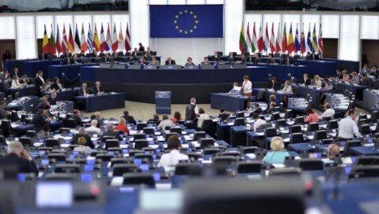 الأوروبيون لحكّام لبنان: ترتكبون جريمة بحقّ وطنكم