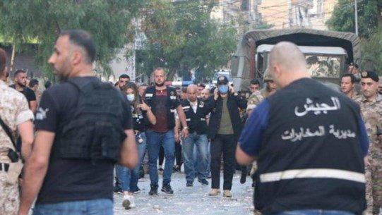 لبنان ينجو من فتنة مذهبية... والمعارضة تعتبر الرئيس عون مسؤولاً