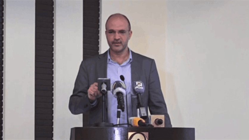 وزير الصحة: إذا أردنا تخفيف بعض إجراءات التعبئة العامة فارتداء الكمامة أصبح إلزاميًا