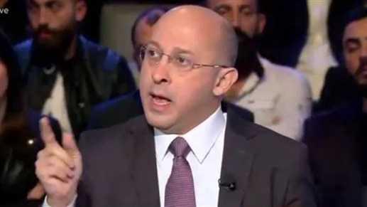 آلان عون: الانهيار أسرع من الحكومة