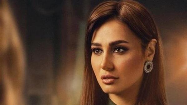 حلا شيحة تشعل السوشيال ميديا بصورة جديدة