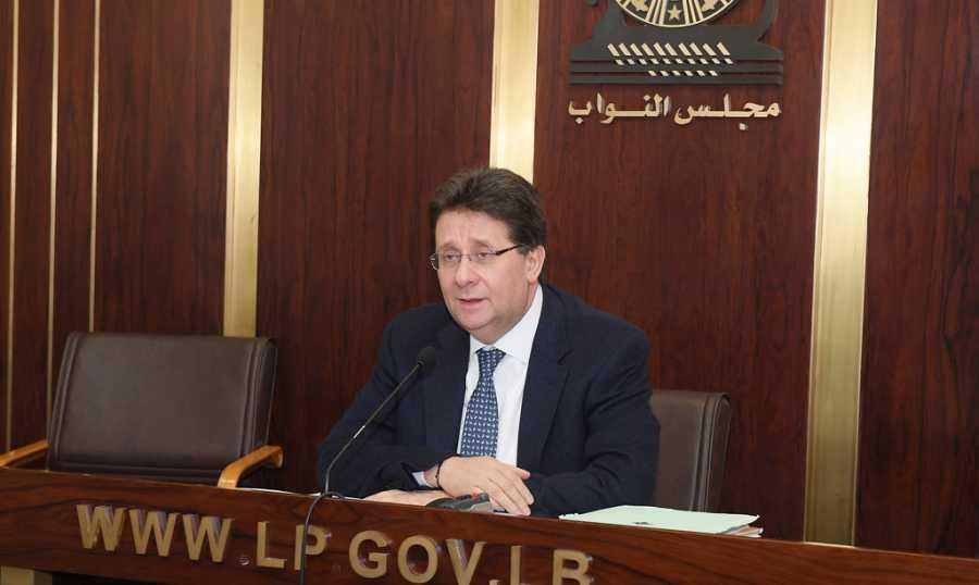 كنعان يعلن اقرار قانون الاثراء غير المشروع مع تعديلاته