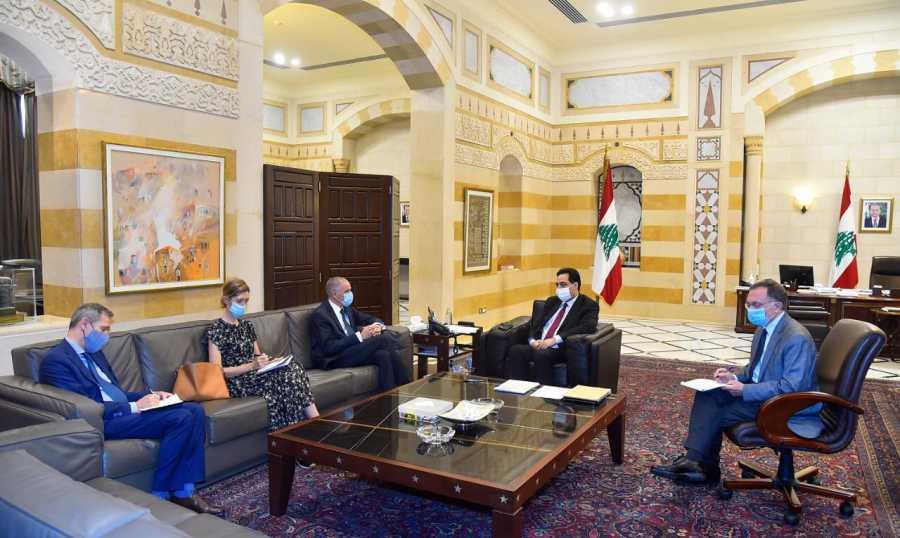 المباحثات مع "الصندوق" وقيود السفر في لقاء دياب بسفير الاتحاد الأوروبي