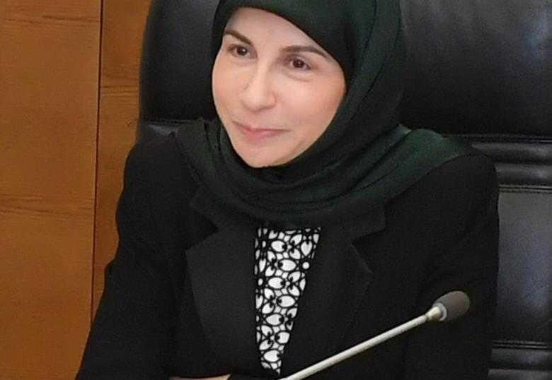 عز الدين واكبت هاتفيا أزمة انقطاع الهاتف والإنترنت في صور