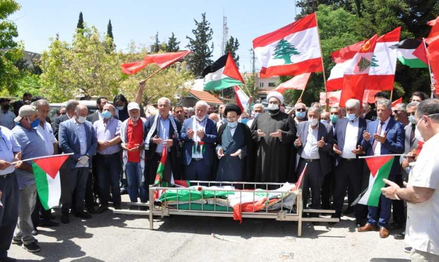 تشييع محسن ابراهيم في مأتم حاشد بمشاركة جنبلاط وشخصيات لبنانية وفلسطينية