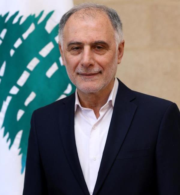 فنيش: الحكومة المقبلة بحاجة إلى غطاء سياسي ولا نسمح لأحد أن يمس بقوة لبنان